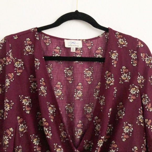 Twine & String bell sleeve floral top - Picture 5 of 10